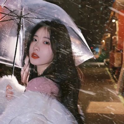不装了,我比英雄还强
